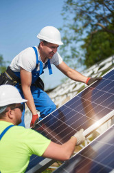 Installation de panneaux solaires pour économiser et revendre de l'électricité  